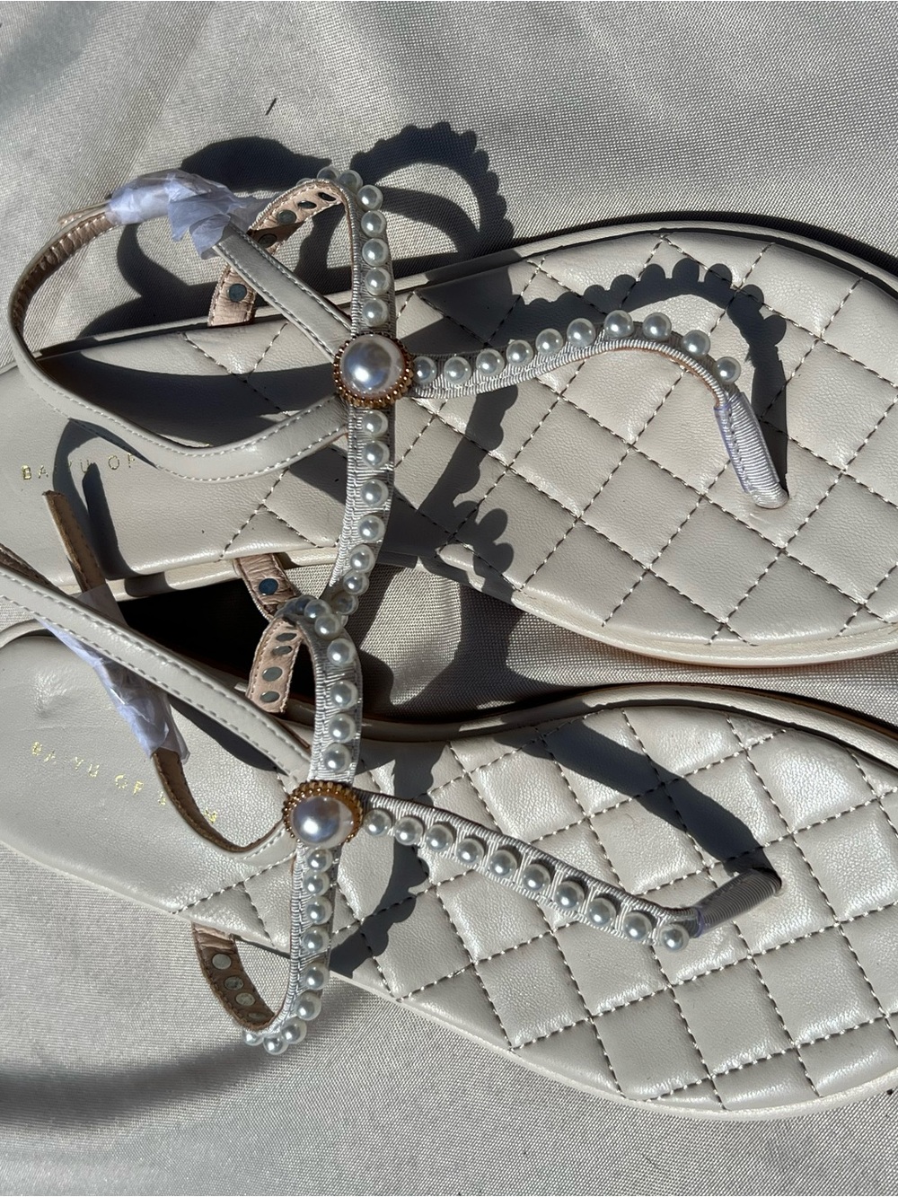 NEW Women’s Pearl-Embellished White T-Strap Sandals